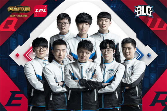 右外野防守 右外野防守